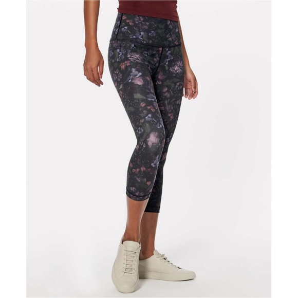 Lululemon Wunder Under Crop (Hi-Rise) (Full-On Luxtreme 21") Frozen Flourish - Picture 2 of 12